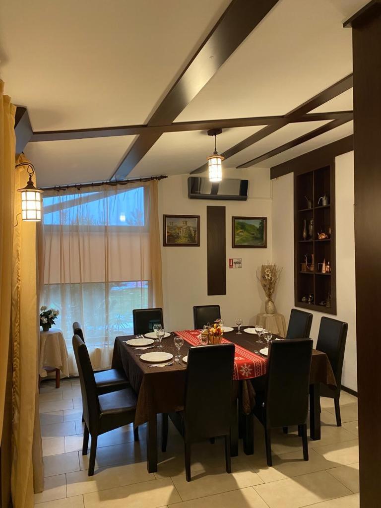 Hanul Lui Bogdan Economy Inn Faget  Екстер'єр фото