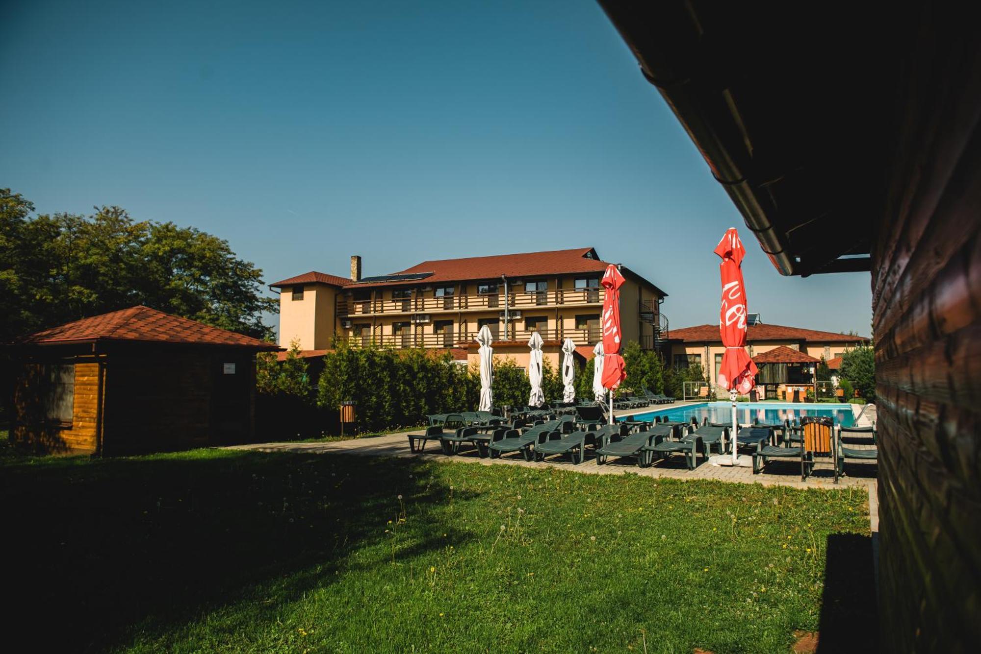 Hanul Lui Bogdan Economy Inn Faget  Екстер'єр фото