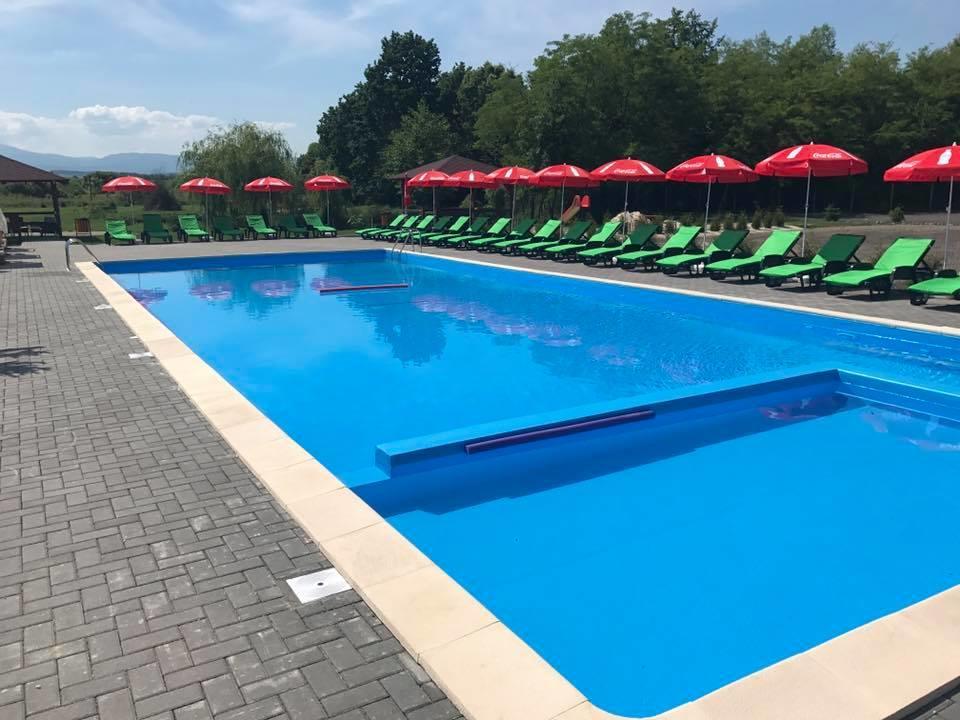 Hanul Lui Bogdan Economy Inn Faget  Екстер'єр фото